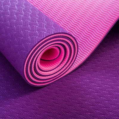 Two-color yoga mat